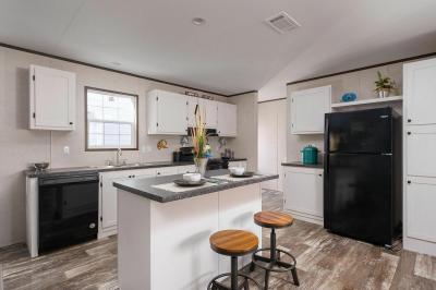Mobile Home at 6631 Hickory Trail South Lot 98 Indianapolis, IN 46203