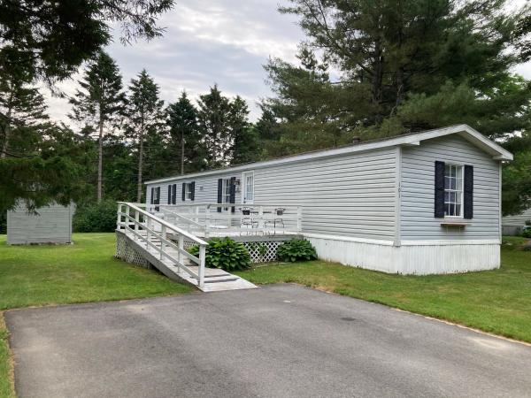 1997  Mobile Home For Sale