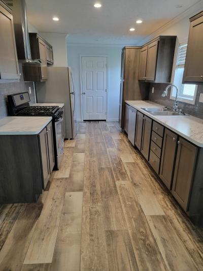 Mobile Home at 3939 Ryans Ridge Lot 32 Monroe, MI 48161