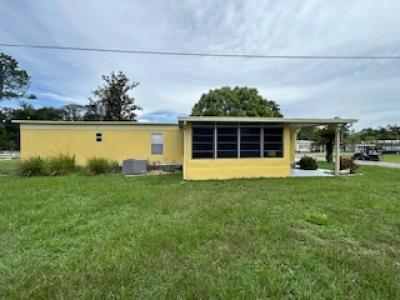 Photo 4 of 19 of home located at 80 Rose Drive Fruitland Park, FL 34731