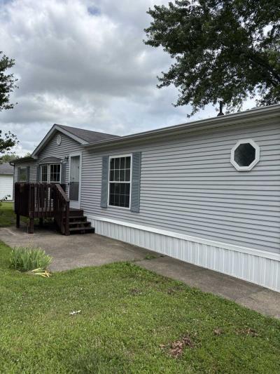Photo 2 of 11 of home located at 1610 E. Robinson Street #81 Knoxville, IA 50138