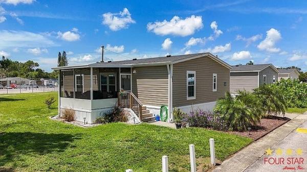 2022 LIOH Mobile Home For Sale