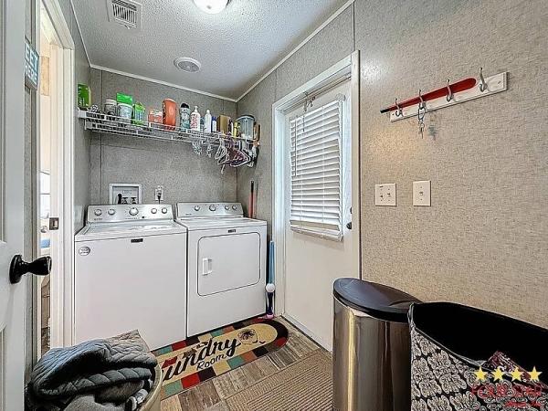 2022 LIOH Mobile Home For Sale