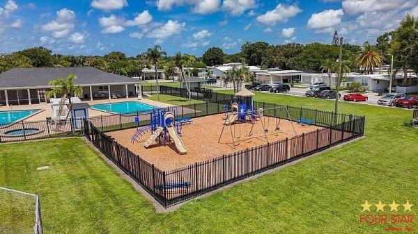 2022 LIOH Mobile Home For Sale