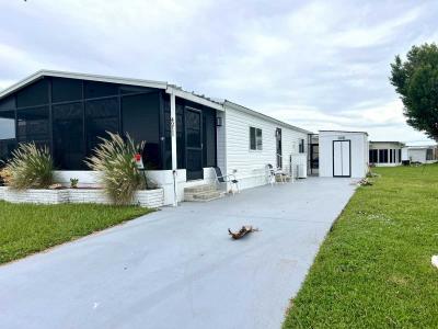 Photo 3 of 45 of home located at 4211 Long Lake Way Ellenton, FL 34222