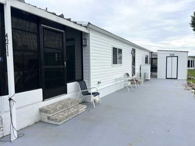 Photo 4 of 45 of home located at 4211 Long Lake Way Ellenton, FL 34222