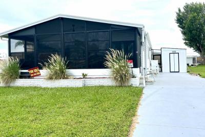 Photo 2 of 45 of home located at 4211 Long Lake Way Ellenton, FL 34222