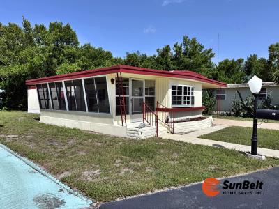 Photo 3 of 16 of home located at 90 Clairmont Avenue Debary, FL 32713