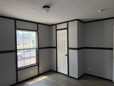 Photo 2 of 4 of home located at 100 Landrey Dr. Vincennes, IN 47591
