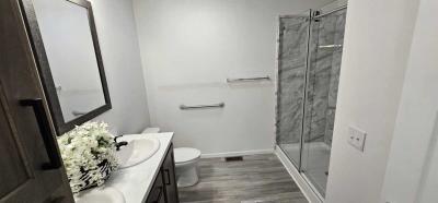Photo 4 of 6 of home located at 565 Park Hills Dr Fairborn, OH 45324