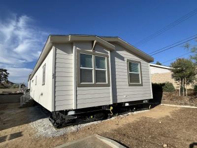 Photo 2 of 19 of home located at 3444 W Center Street # 22 Riverside, CA 92501