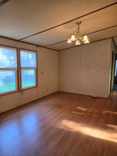 Photo 5 of 5 of home located at 629 Turquoise Whitmore Lake, MI 48189