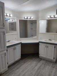 1987 Bayview Mobile Home