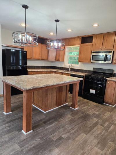Photo 3 of 6 of home located at 551 Amethyst Circle Whitmore Lake, MI 48189