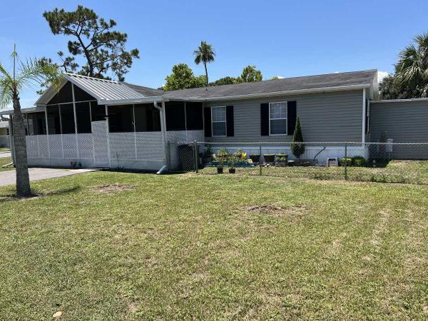 2003 GENA Manufactured Home