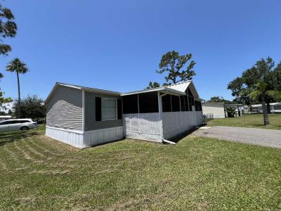 Photo 2 of 8 of home located at 348 Kumquat Ln Port Orange, FL 32129