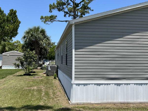2003 GENA Manufactured Home