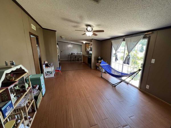 2003 GENA Manufactured Home