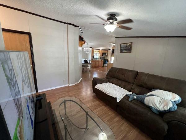 2003 GENA Manufactured Home