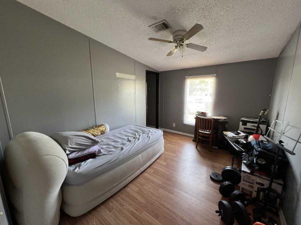 2003 GENA Manufactured Home