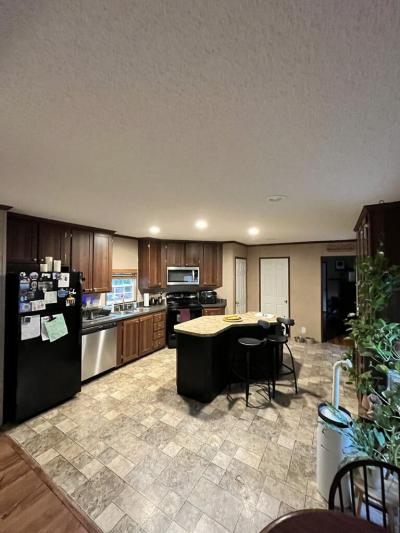 Photo 5 of 15 of home located at 209 Sierra Dr Saint Peters, MO 63376
