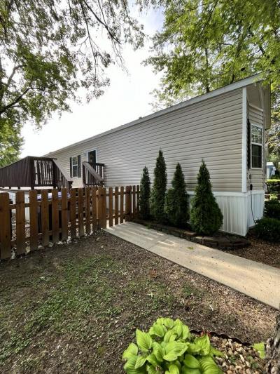 Photo 3 of 15 of home located at 209 Sierra Dr Saint Peters, MO 63376