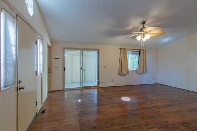 Photo 4 of 25 of home located at 161 Day Street Henderson, NV 89074