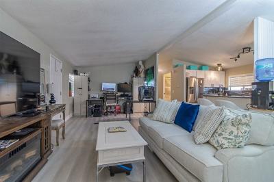 Photo 5 of 19 of home located at 8122 W. Flamingo Rd. Las Vegas, NV 89147
