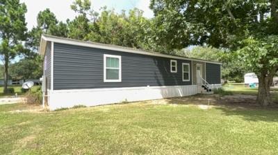 Mobile Home at 8304 Highway 90 W New Iberia, LA 70560
