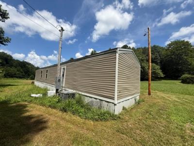 Mobile Home at 108 Roach Ln Barbourville, KY 40906