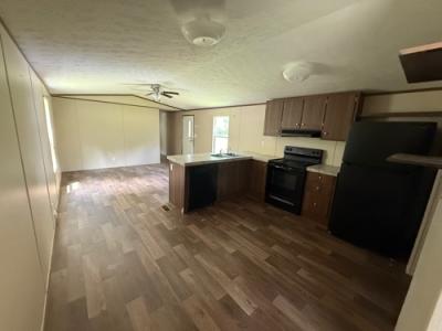 Photo 3 of 7 of home located at 108 Roach Ln Barbourville, KY 40906