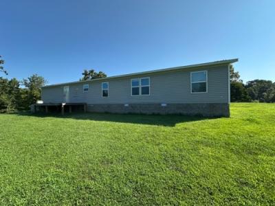 Photo 2 of 11 of home located at 262 Norvin Hurt Rd Edmonton, KY 42129