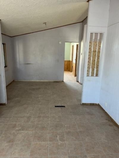 Photo 5 of 8 of home located at 22838 Bear Valley Rd Spc 25 Apple Valley, CA 92308