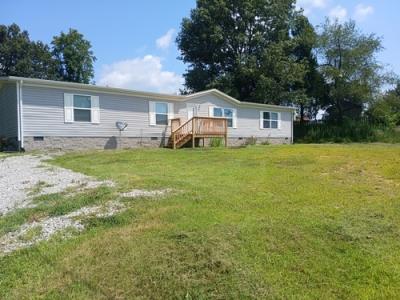 Mobile Home at 3393 Ky-147 Sebree, KY 42455