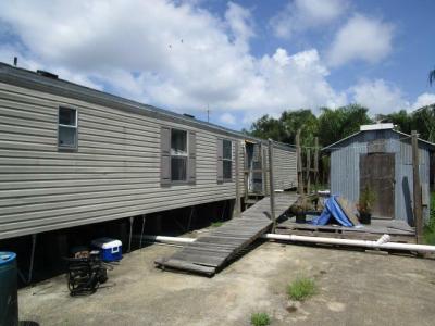 Mobile Home at 223 Davis Ln Buras, LA 70041