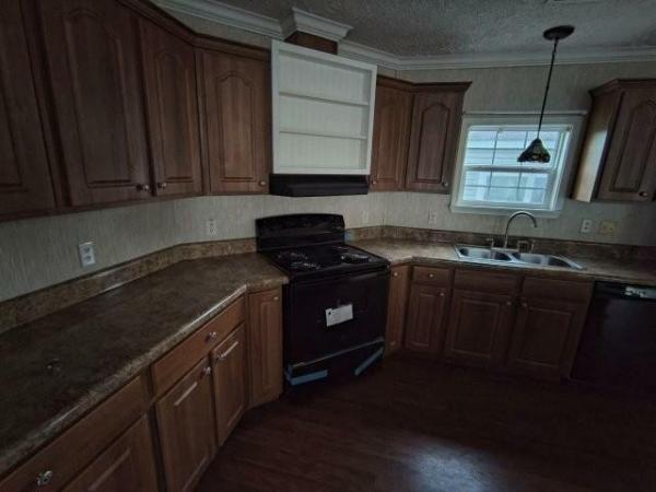 Photo 1 of 2 of home located at Tri-State Home Sales Llc 15475 Us Highway 431 N Headland, AL 36345