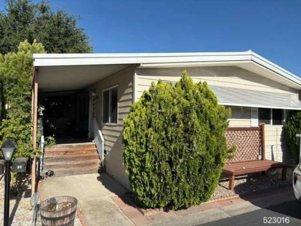 Photo 1 of 2 of home located at Almond Blossom Estates 150 Pestana Ave Spc 21 Manteca, CA 95336
