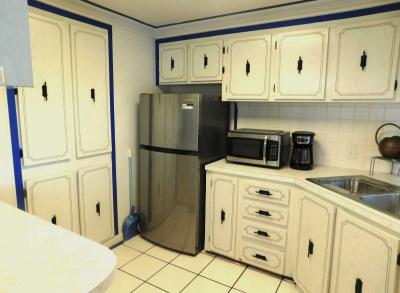 Photo 3 of 8 of home located at 7249 Ulmerton Road, #306 Largo, FL 33771