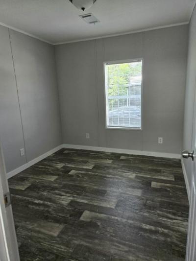 Photo 5 of 11 of home located at 6606 Stardust Lane Orlando, FL 32818