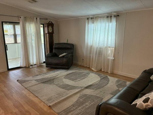 1986 Redman HS Manufactured Home