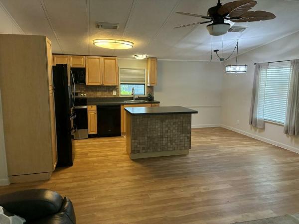 1986 Redman HS Manufactured Home