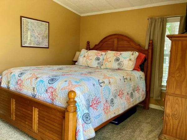 1988 LIBH Manufactured Home