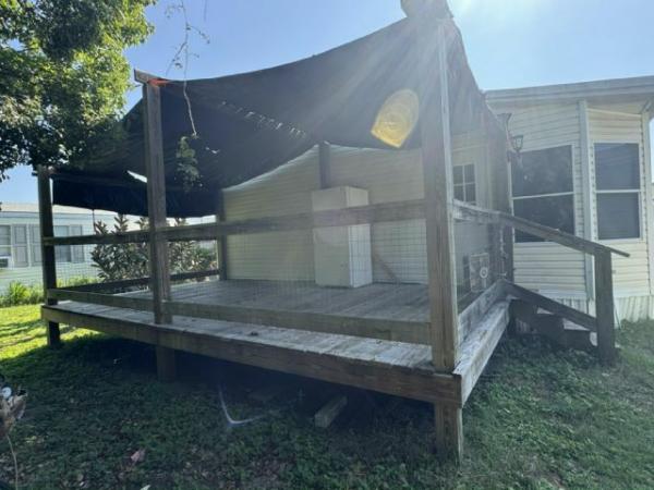 1998 Fleetwood Manufactured Home