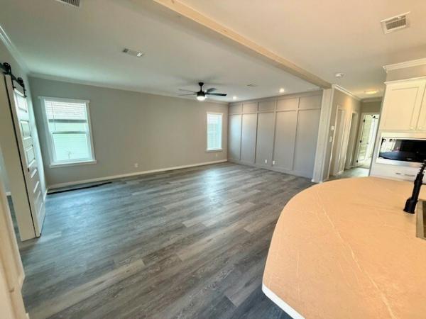 2025 Palm Harbor 340EL28562A Mobile Home