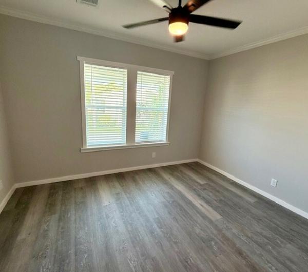2025 Palm Harbor 340EL28562A Mobile Home
