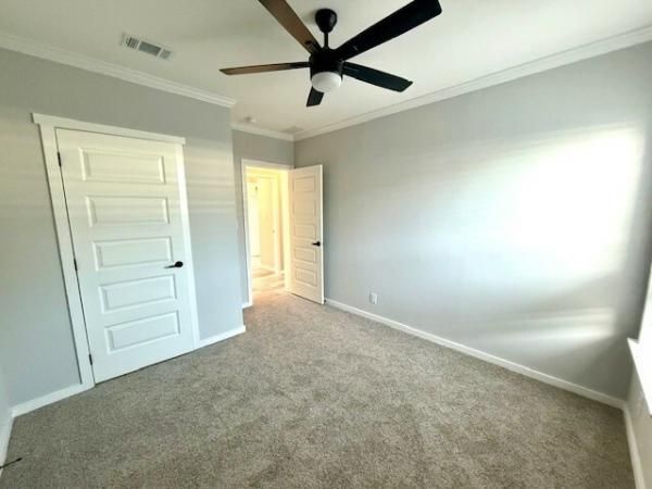 2025 Palm Harbor 340EL28562A Mobile Home