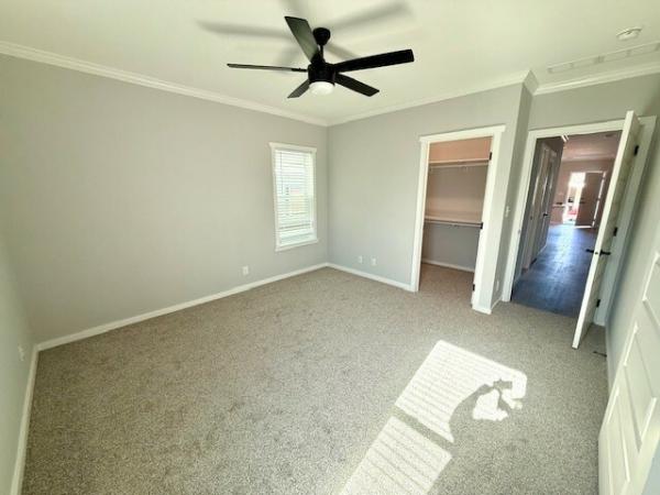 2025 Palm Harbor 340EL28562A Mobile Home