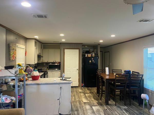 2019 METRO 323 Mobile Home