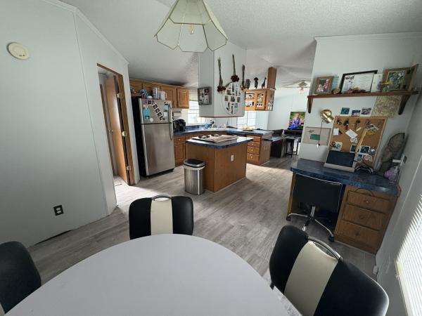 1998 SKTM Mobile Home For Sale