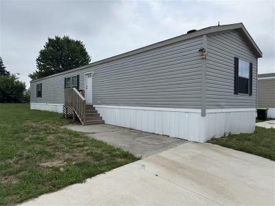 Mobile Home at 2220 Dunkelburg Rd Lot#539 Fort Wayne, IN 46819